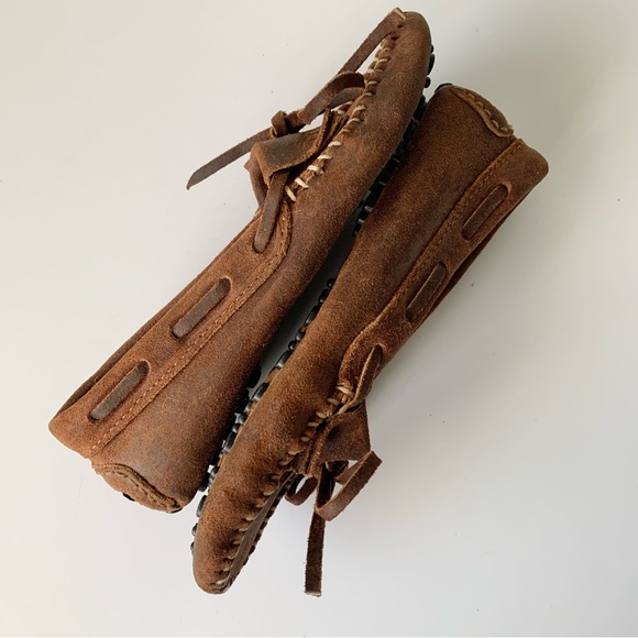 Minnetonka Moccasins - Picture 7 of 8